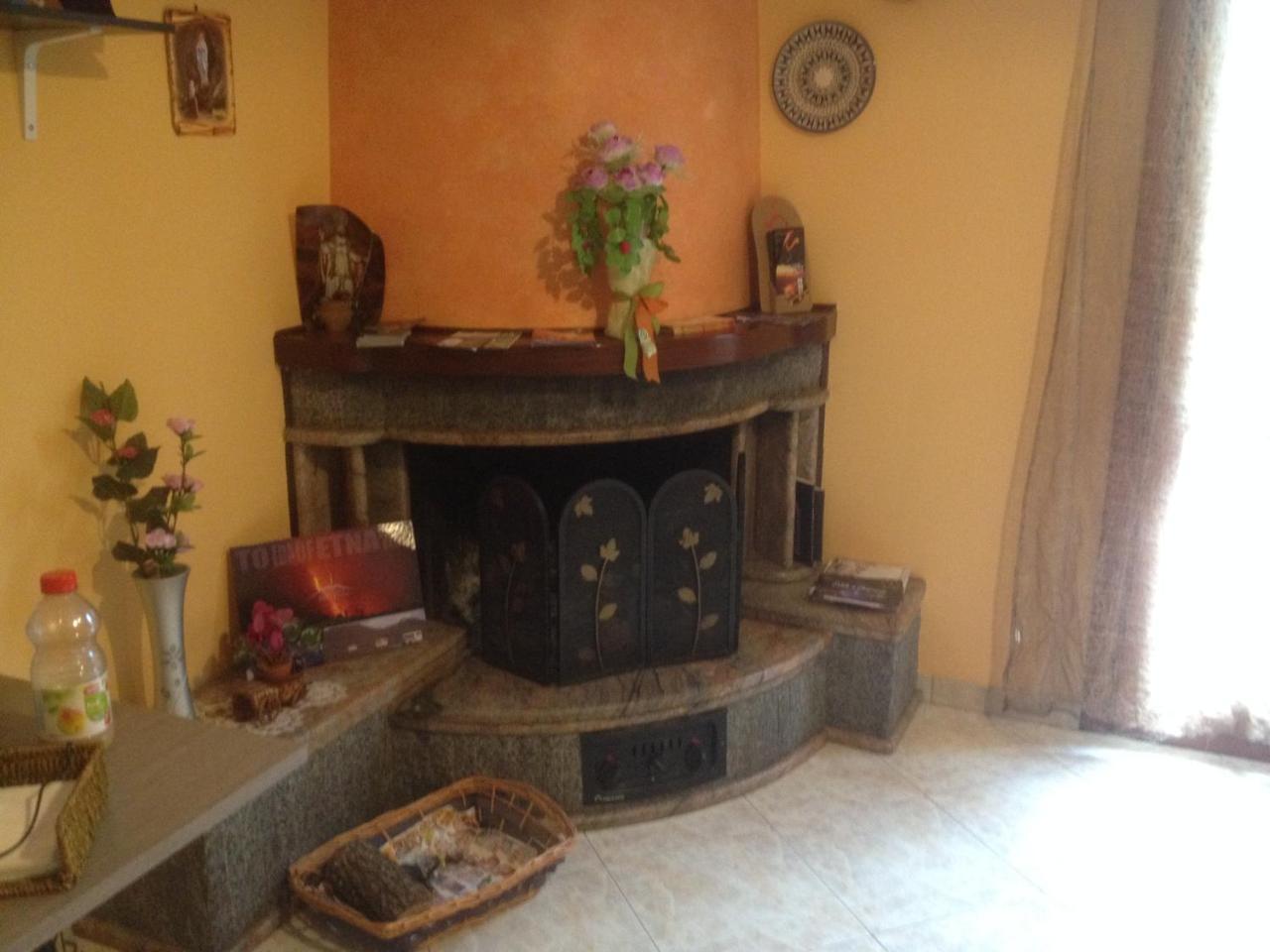 Il B&B Maison Graziella Viagrande Exterior photo